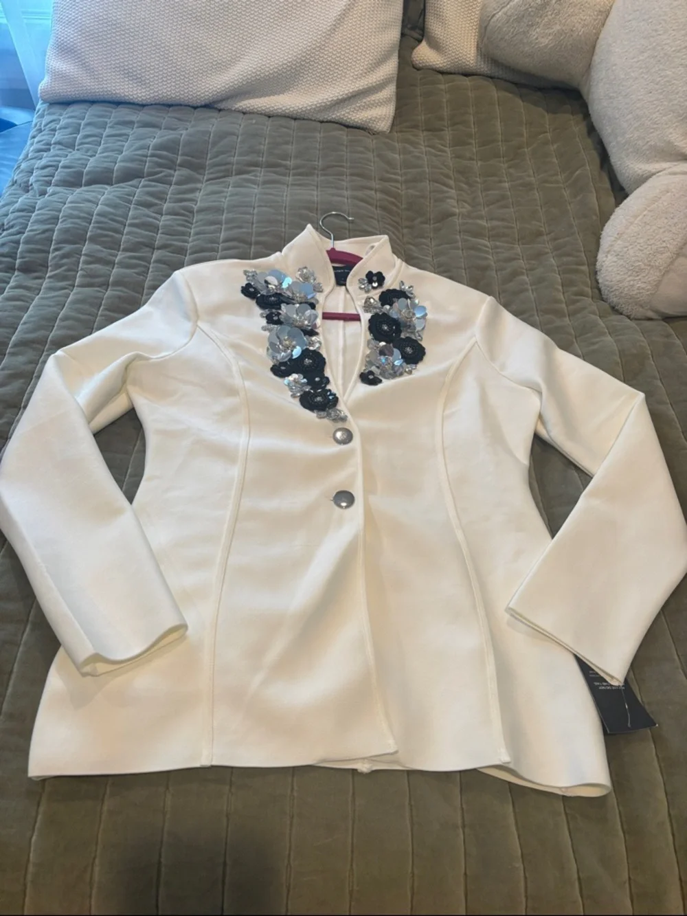 Karen Millen White Embellished Floral Appliqué Jacket - Picture 12 of 16